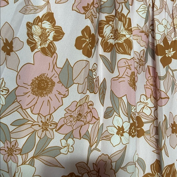 Floral Puff Sleeve Dress - Picture 4 of 5